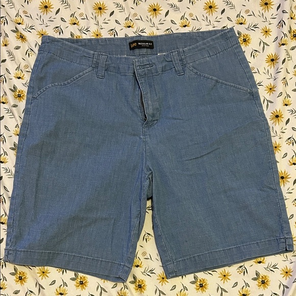 Lee Regular Fit Mid Rise Blue Shorts - Picture 1 of 4